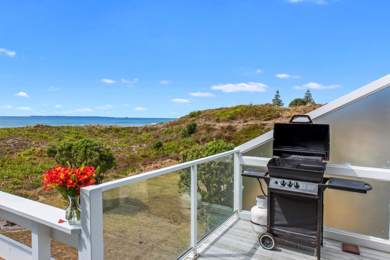 Oceanside Bach - Mount Maunganui Holiday Home Экстерьер фото