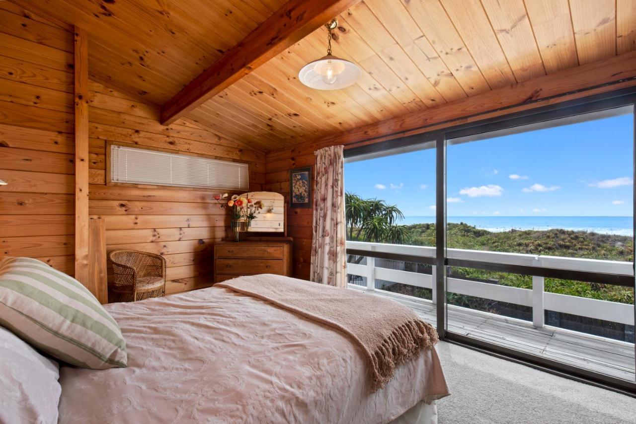 Oceanside Bach - Mount Maunganui Holiday Home Экстерьер фото